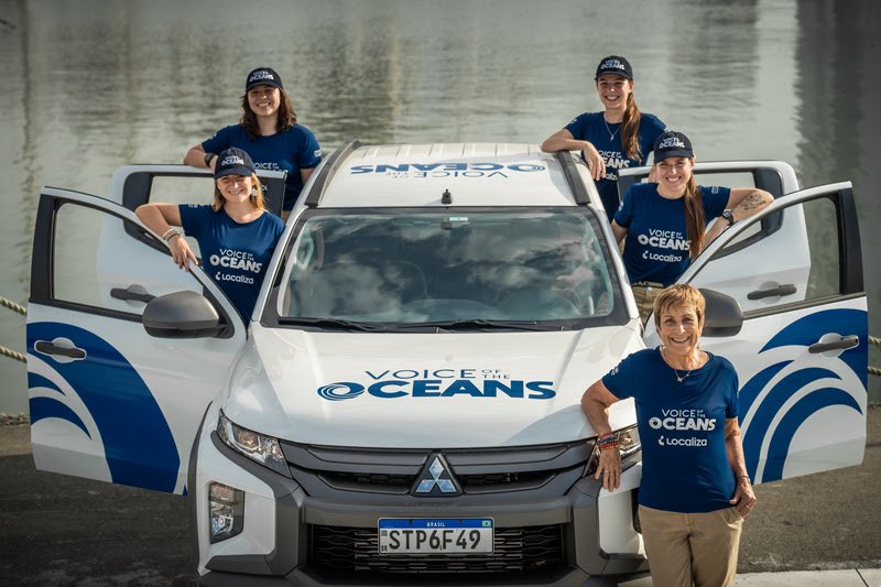 Heloisa Schurmann com as tripulantes Katharina Grisotti - Marília Nagata - Jessyca Lopes - Thamys Trindade Divulgação Voz dos Oceanos - Foto Laura Campanella